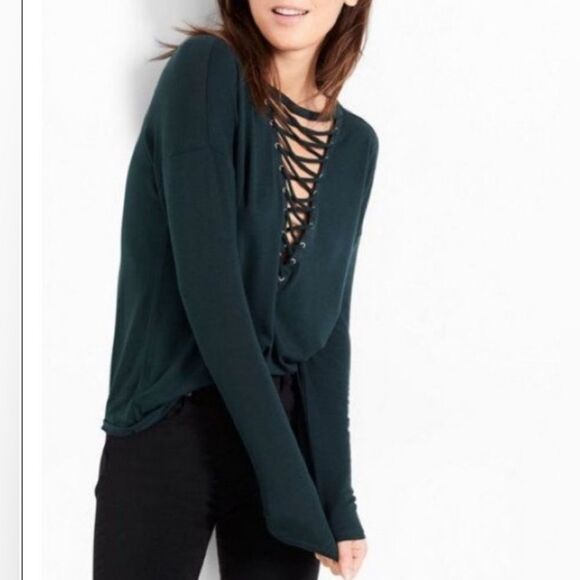 Express One-Eleven Green Lace Up Long Sleeve Top - Picture 2 of 5